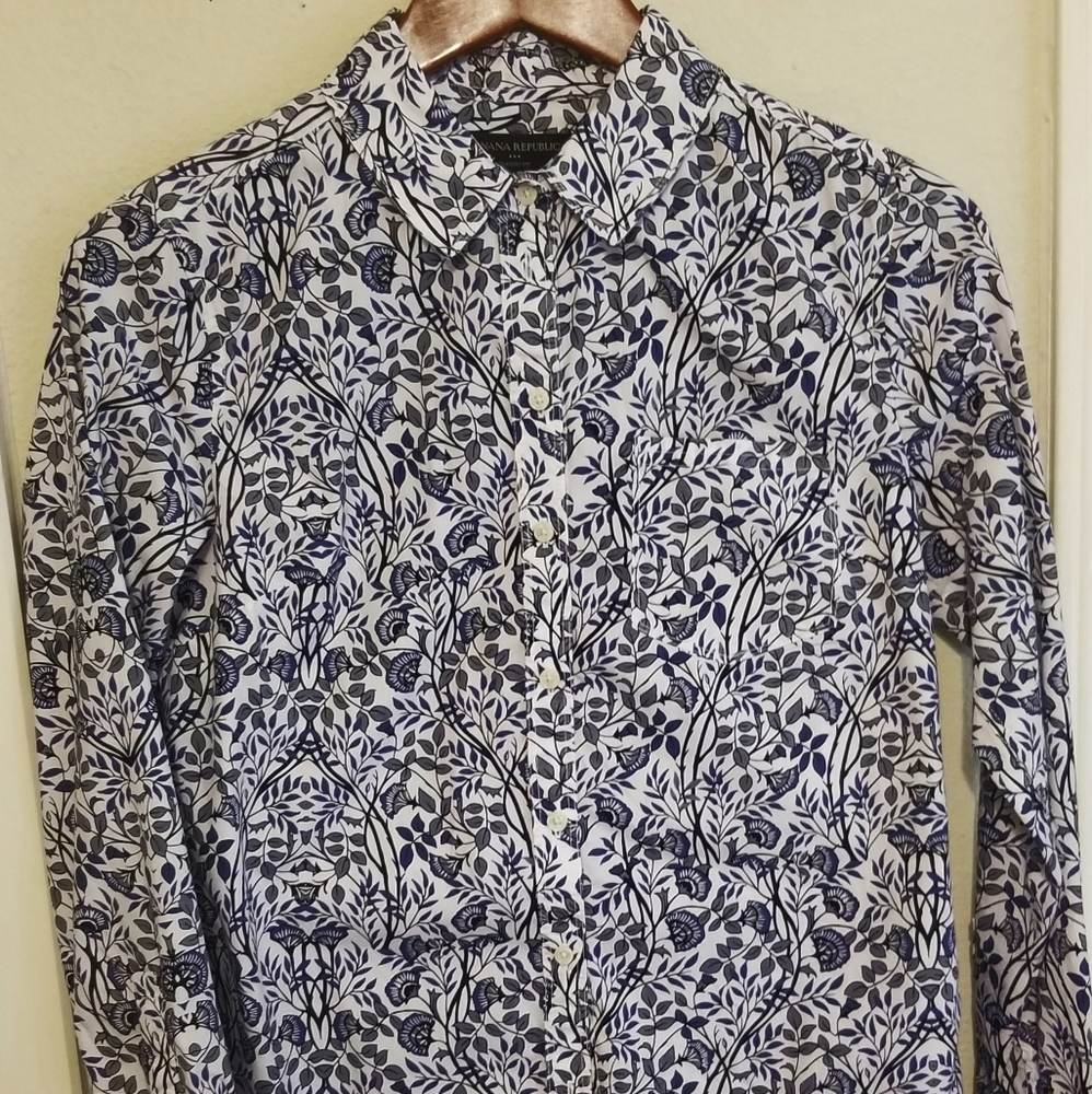 Banana Republic Collared Top